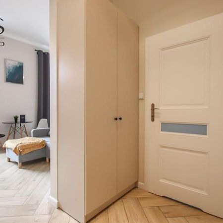 Piekny Apartament W Zabytkowej Kamienicy Krakau Exterior foto