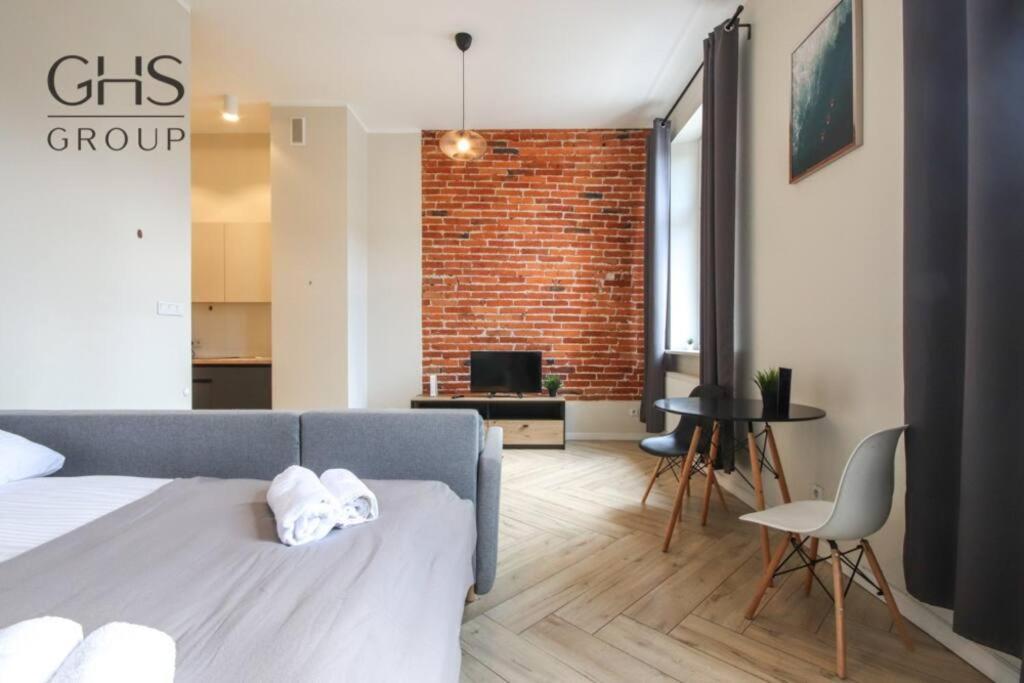Piekny Apartament W Zabytkowej Kamienicy Krakau Exterior foto